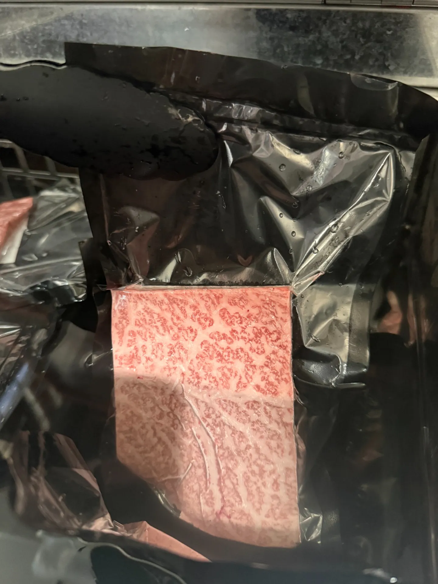 【白老牛】驚きの鮮度!ふるさと納税定期便と「凍眠(とうみん)」の秘密